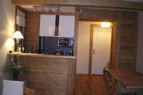 Appartement 2 pièces au milieu des chalets. Grande Terrasse Orientée Sud Saint-Etienne-De-Tinée